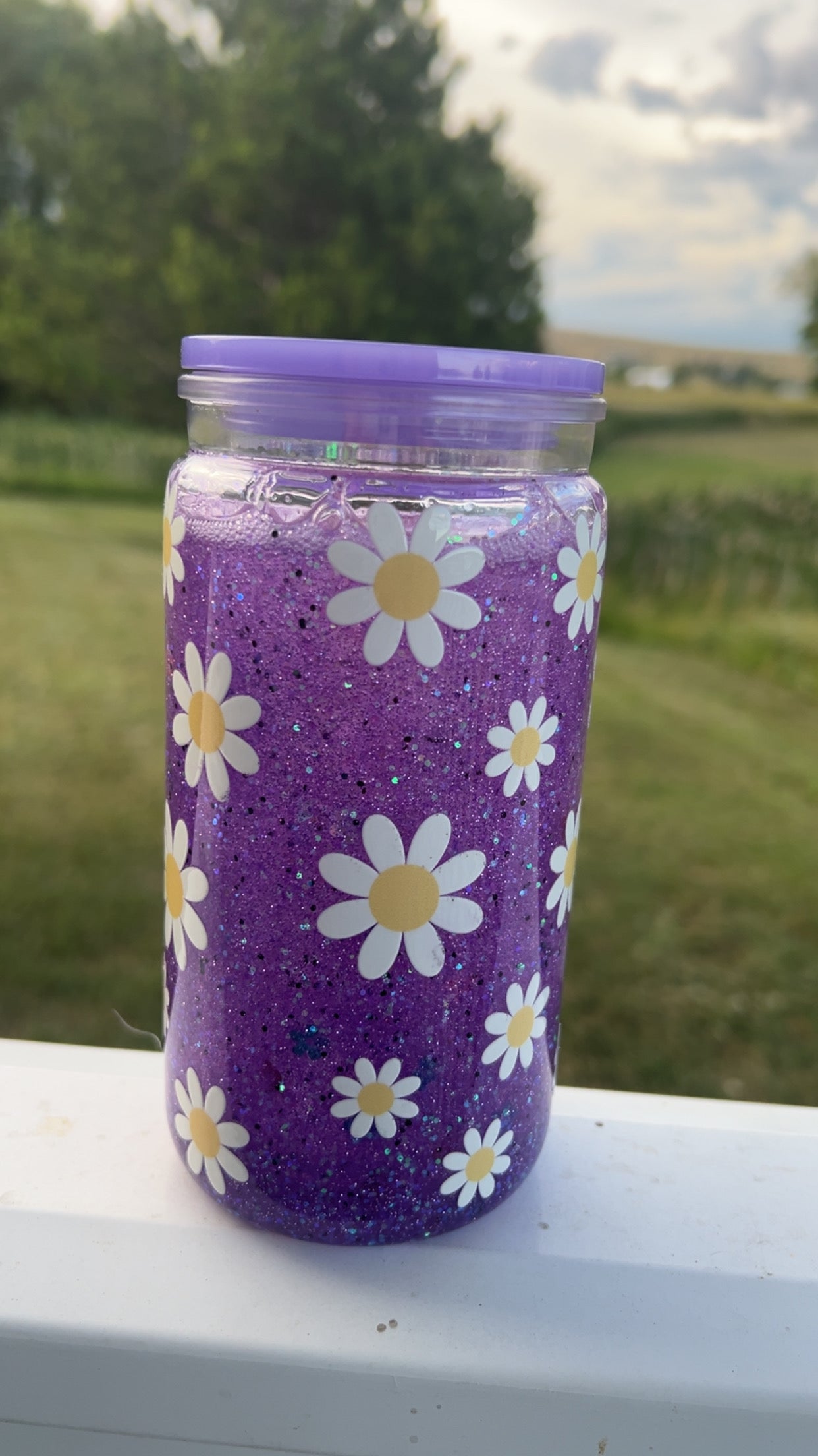 16oz Daisies