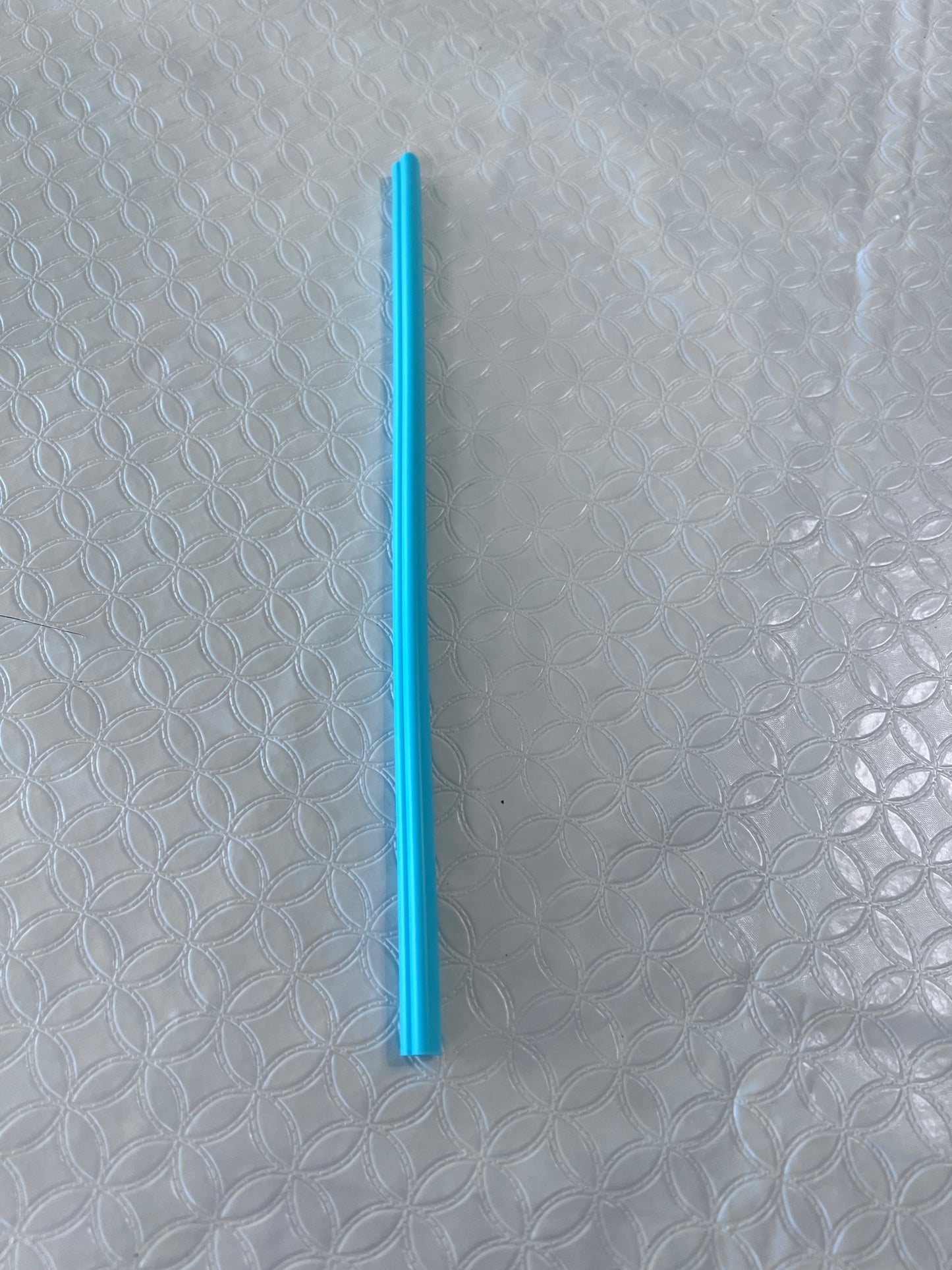 16/20oz Teal Silicone Heart Straws